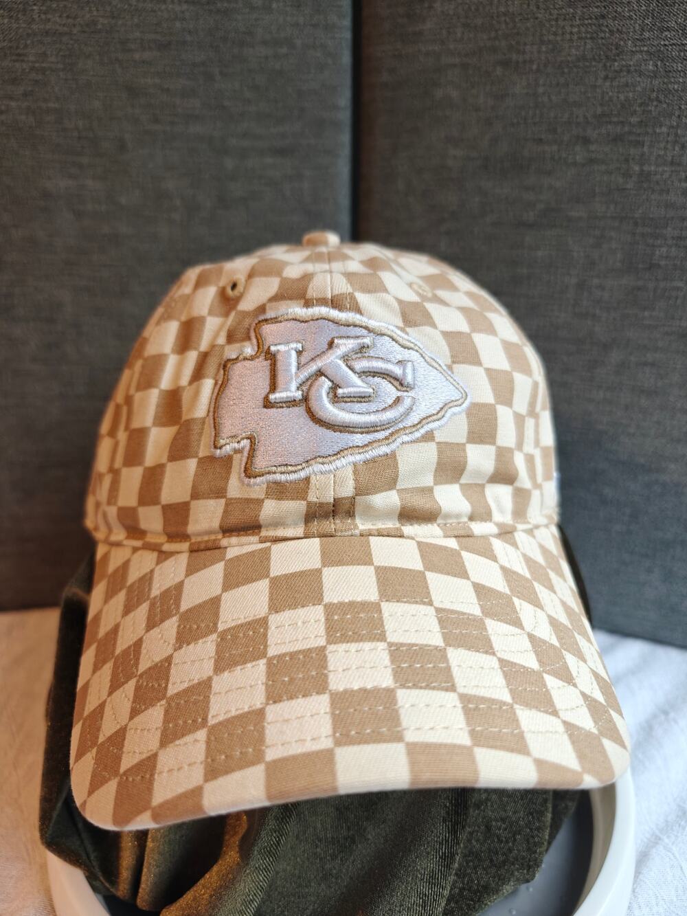 47 Brand Kansas City Chiefs Checker Baseball Cap Hat Beige White Tan